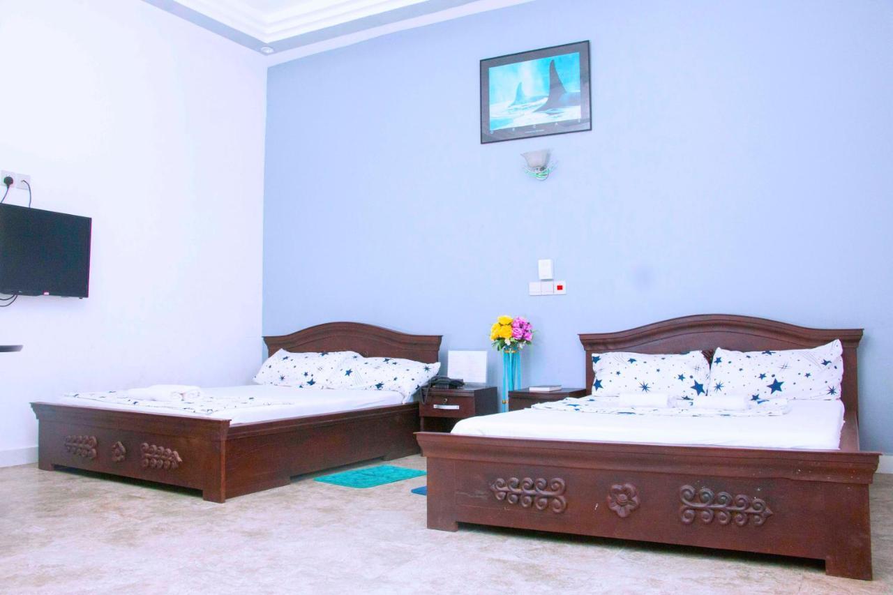 Nora Hotel Cotonou Exterior photo