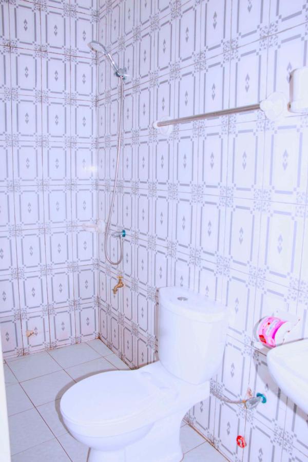 Nora Hotel Cotonou Exterior photo